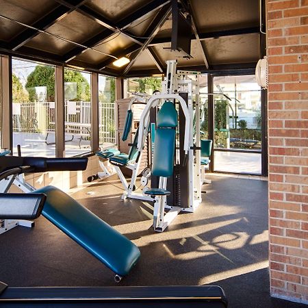 Best Western Inn Of St. Charles Saint Charles Facilities photo