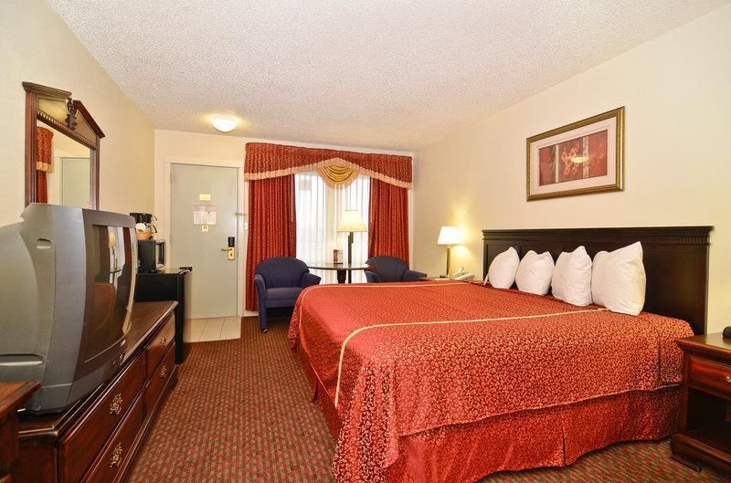 Best Western Inn Of St. Charles Saint Charles Room photo